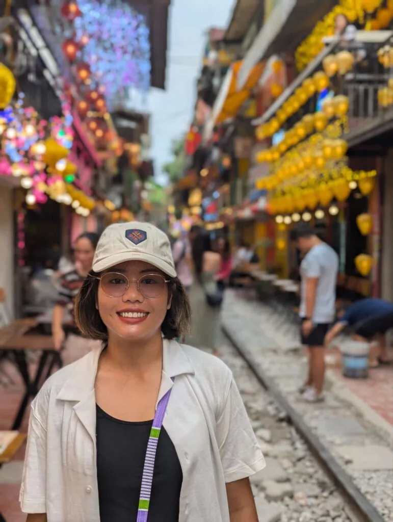 Pinn at Hanoi Train Street