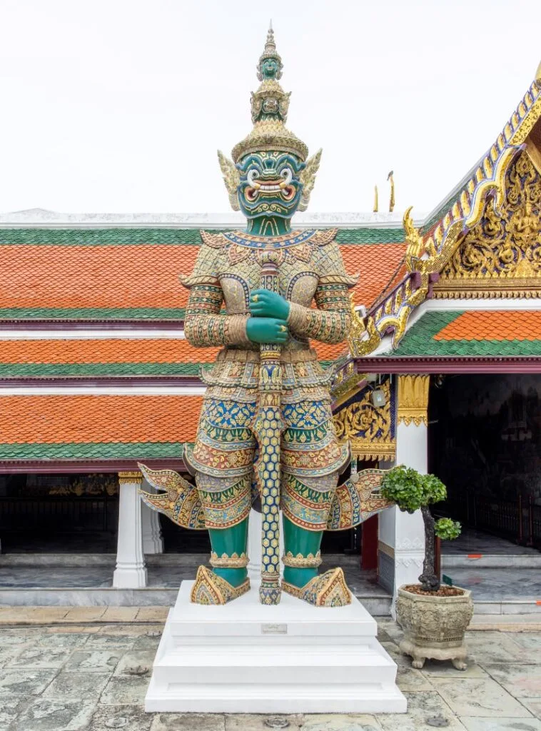 Yaksha - Giant Guardian Statue